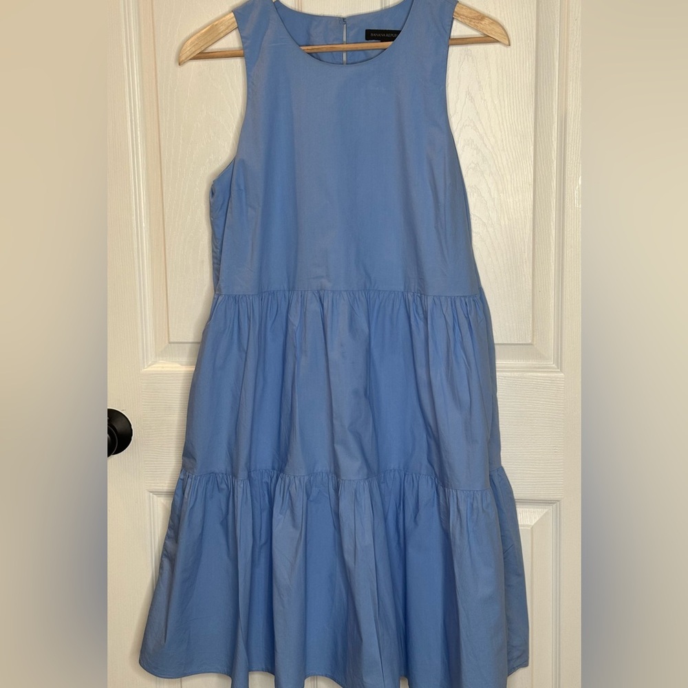 banana republic tiered mini dress!
